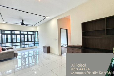 Aura Residence @ Precint 8