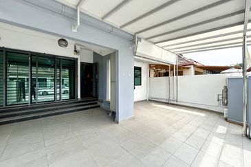 Fully Renovated USJ 2 Subang Jaya