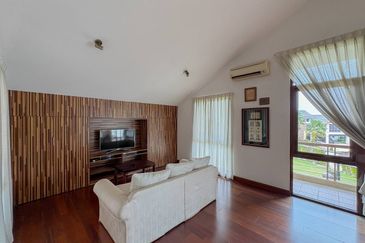 Gated & Guarded Bungalow D' Puncak Bukit Jelutong