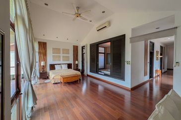 Gated & Guarded Bungalow D' Puncak Bukit Jelutong