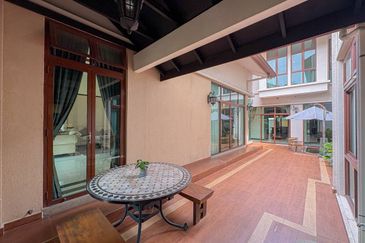 Gated & Guarded Bungalow D' Puncak Bukit Jelutong