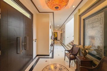 Gated & Guarded Bungalow D' Puncak Bukit Jelutong