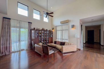 Gated & Guarded Bungalow D' Puncak Bukit Jelutong