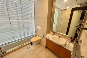 Gated & Guarded 4 Storey Corner Lot Link Bungalow KH Vila Sri Hartamas KL