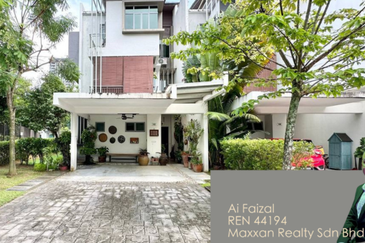 Symphony Hills Schumann