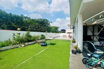 CORNER LOT Double Storey House Jalan Setia Permai, Setia Alam, Selangor