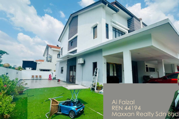 CORNER LOT Double Storey House Jalan Setia Permai, Setia Alam, Selangor