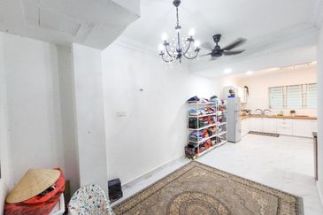 2 STOREY TERRACE HOUSE TAMAN BUNGA NEGARA SEKSYEN 27, SHAH ALAM