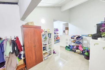 2 STOREY TERRACE HOUSE TAMAN BUNGA NEGARA SEKSYEN 27, SHAH ALAM