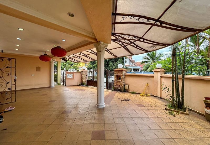 Facing Open Double Storey Semi-D Suakasih Bandar Tun Hussein Onn