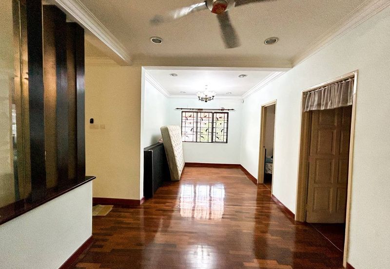 Facing Open Double Storey Semi-D Suakasih Bandar Tun Hussein Onn