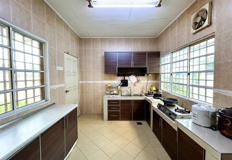 Facing Open Double Storey Semi-D Suakasih Bandar Tun Hussein Onn