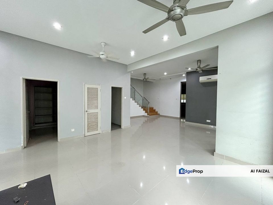 Double Storey Semi D Avenue 6 Bandar Tun Hussein Onn, Selangor, Cheras