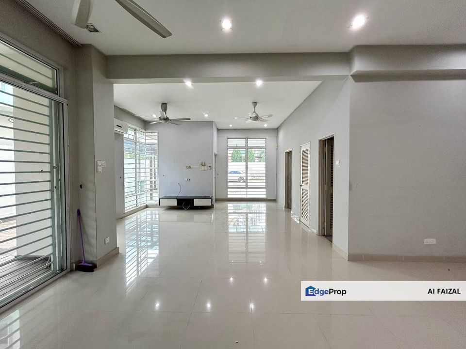 Double Storey Semi D Avenue 6 Bandar Tun Hussein Onn, Selangor, Cheras