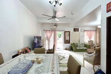 Double Storey Terrace Suakasih Bandar Tun Hussein 