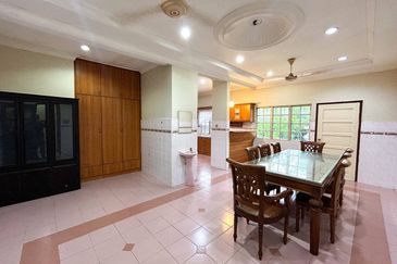 1.5 Storey Terrace Corner Lot@ Suasana Bandar Tun Hussein Onn