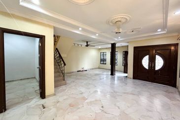 1.5 Storey Terrace Corner Lot@ Suasana Bandar Tun Hussein Onn