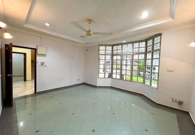 1.5 Storey Terrace Corner Lot@ Suasana Bandar Tun Hussein Onn