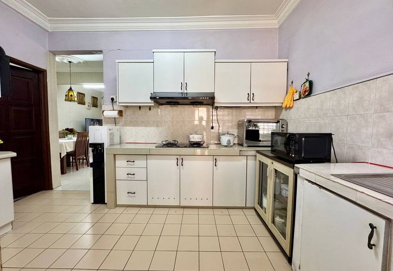 Gated & Guarded Double Storey Terrace @ PUJ 6 Puncak Jalil Selangor