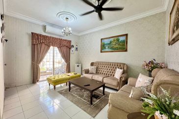 Gated & Guarded Double Storey Terrace @ PUJ 6 Puncak Jalil Selangor