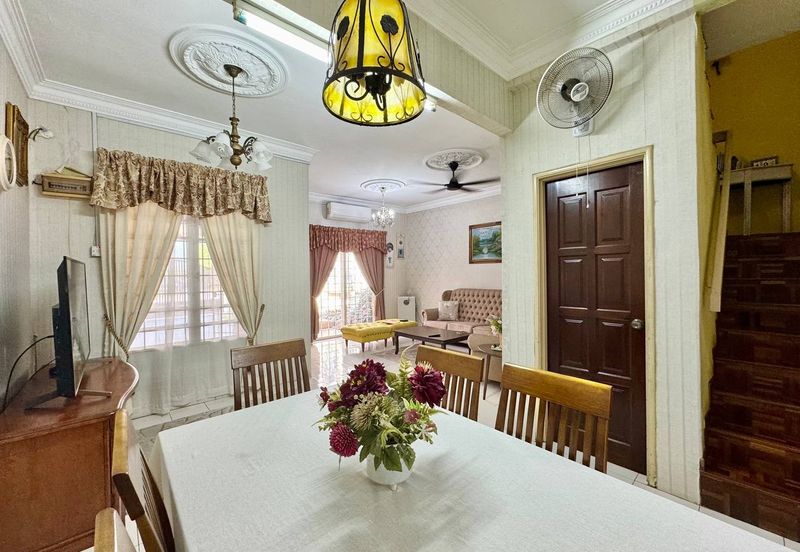 Gated & Guarded Double Storey Terrace @ PUJ 6 Puncak Jalil Selangor