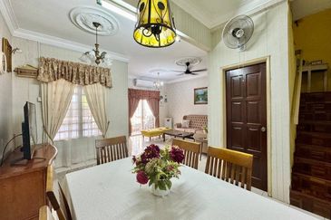 Gated & Guarded Double Storey Terrace @ PUJ 6 Puncak Jalil Selangor