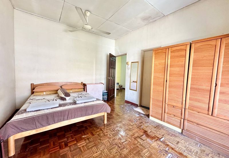 Gated & Guarded Double Storey Terrace @ PUJ 6 Puncak Jalil Selangor