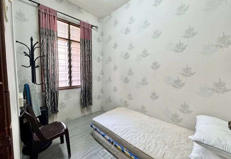 Gated & Guarded Double Storey Terrace @ PUJ 6 Puncak Jalil Selangor