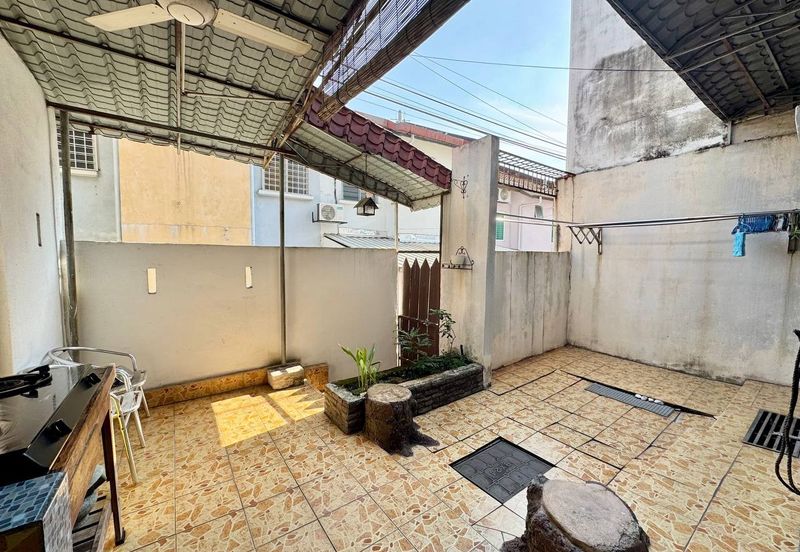 Gated & Guarded Double Storey Terrace @ PUJ 6 Puncak Jalil Selangor