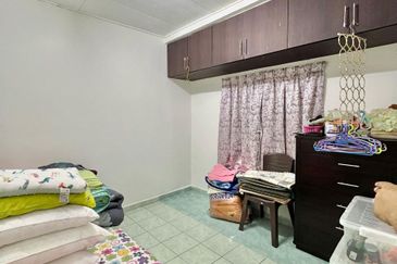 Corner Lot Double Storey Seksyen 6 Bandar Bukit Mahkota Bangi