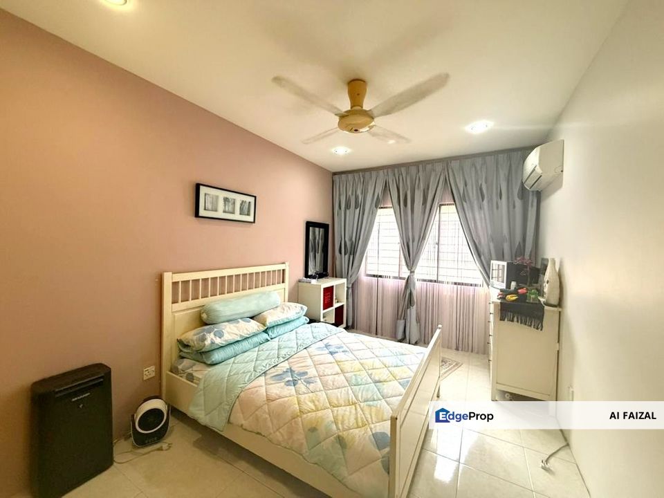 Fully Renovated 2 Storey Terrace @Bandar Nusaputra Presint 1, Puchong, Selangor, Puchong South