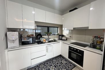 Partial Furnished Corner Unit Astoria Ampang, Jalan Ampang, Kuala Lumpur