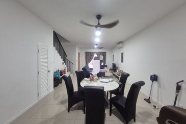 Reef Of Tropics, Setia Eco Glades