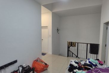 Reef Of Tropics, Setia Eco Glades