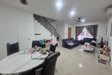 Reef Of Tropics, Setia Eco Glades