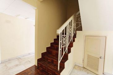 Double Storey House Putra Permai Seksyen 10 Putra Heights Subang Jaya