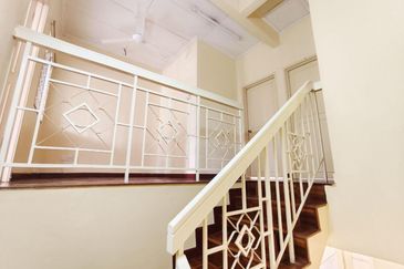 Double Storey House Putra Permai Seksyen 10 Putra Heights Subang Jaya