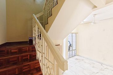 Double Storey House Putra Permai Seksyen 10 Putra Heights Subang Jaya