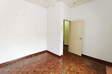 Double Storey House Putra Permai Seksyen 10 Putra Heights Subang Jaya