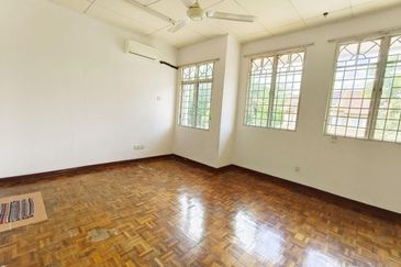 Double Storey House Putra Permai Seksyen 10 Putra Heights Subang Jaya