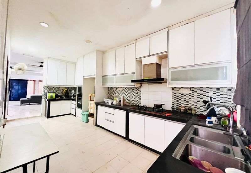 RENOVATED & EXTENDED DOUBLE STOREY TERRACE, 