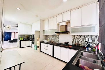 RENOVATED & EXTENDED DOUBLE STOREY TERRACE, 