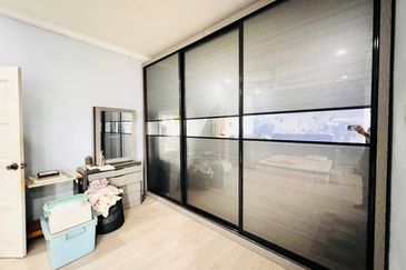 RENOVATED & EXTENDED DOUBLE STOREY TERRACE, 