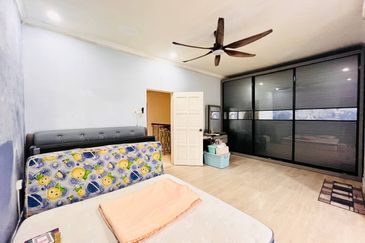 RENOVATED & EXTENDED DOUBLE STOREY TERRACE, 