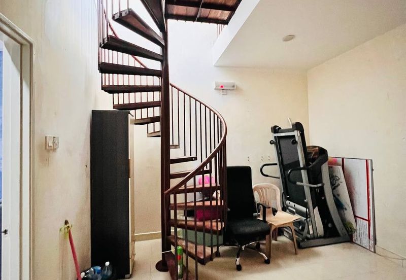 RENOVATED & EXTENDED DOUBLE STOREY TERRACE, 