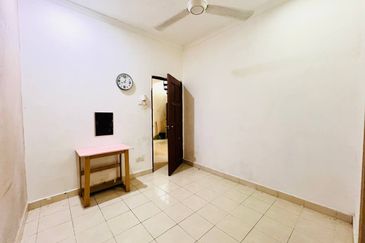 RENOVATED & EXTENDED DOUBLE STOREY TERRACE, 