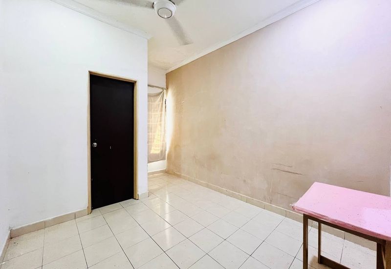 RENOVATED & EXTENDED DOUBLE STOREY TERRACE, 
