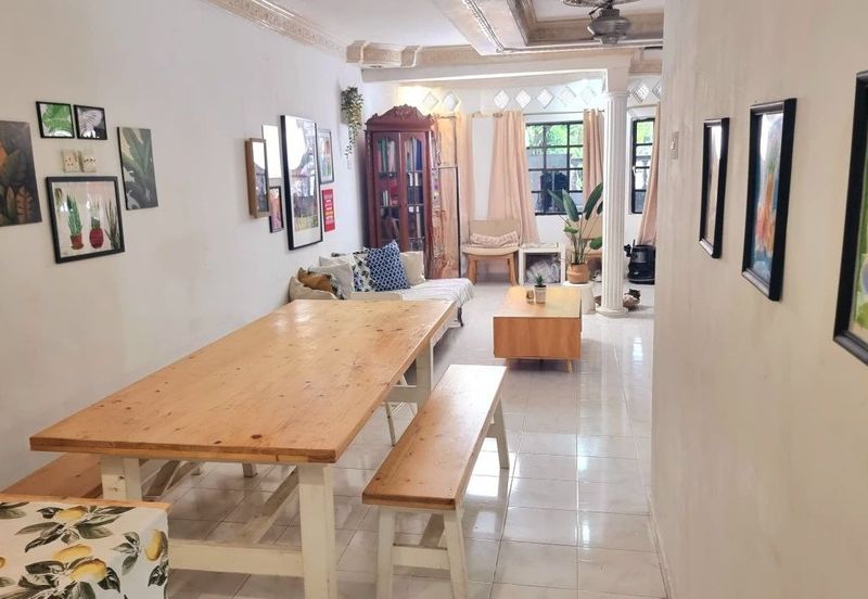 Renovated 1.5 Storey @ Jalan Nuri Sekyaen 7/22 Kota Damansara