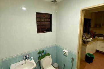 2 Storey Terraced Taman Aroma Tropika Alam Megah