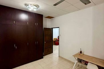 2 Storey Terraced Taman Aroma Tropika Alam Megah